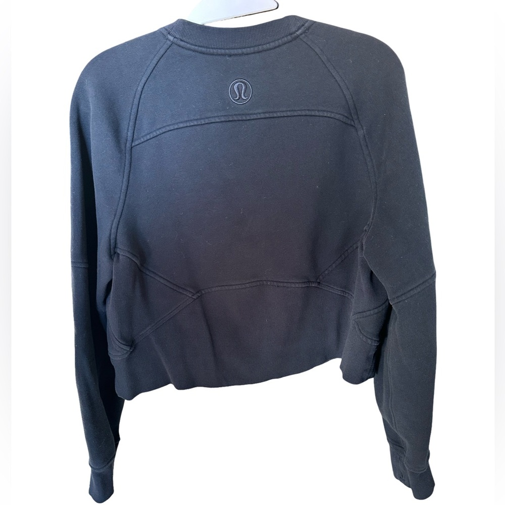 lululemon athletica Black Sweatshirt - Picture 2 of 5